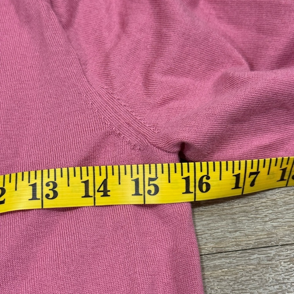 J Crew 100% Merino Wool Pink Crewneck Sweater Size Small - Picture 5 of 5